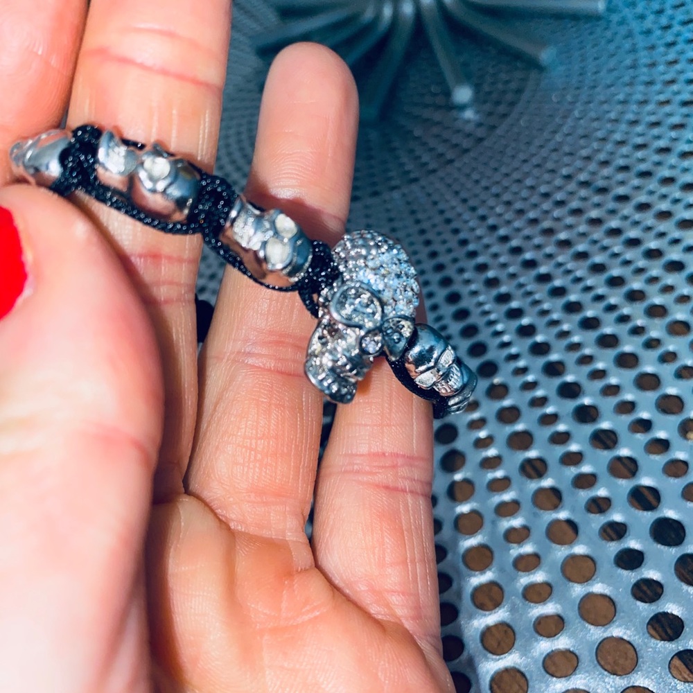 Set of 3 black beaded w/ skull +anchor bracelets - Picture 7 of 8